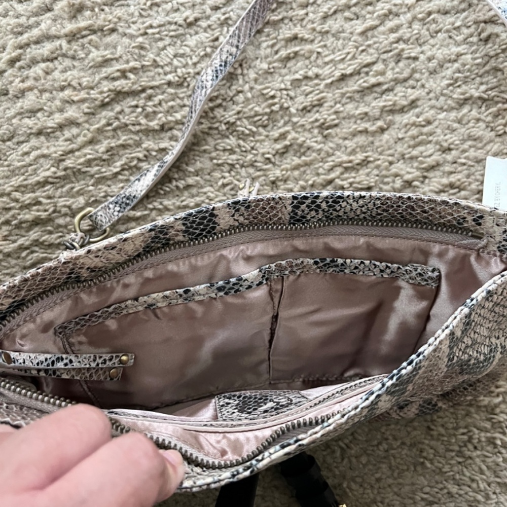 Chez by Cheryl Nat Python Handbag - Picture 4 of 7